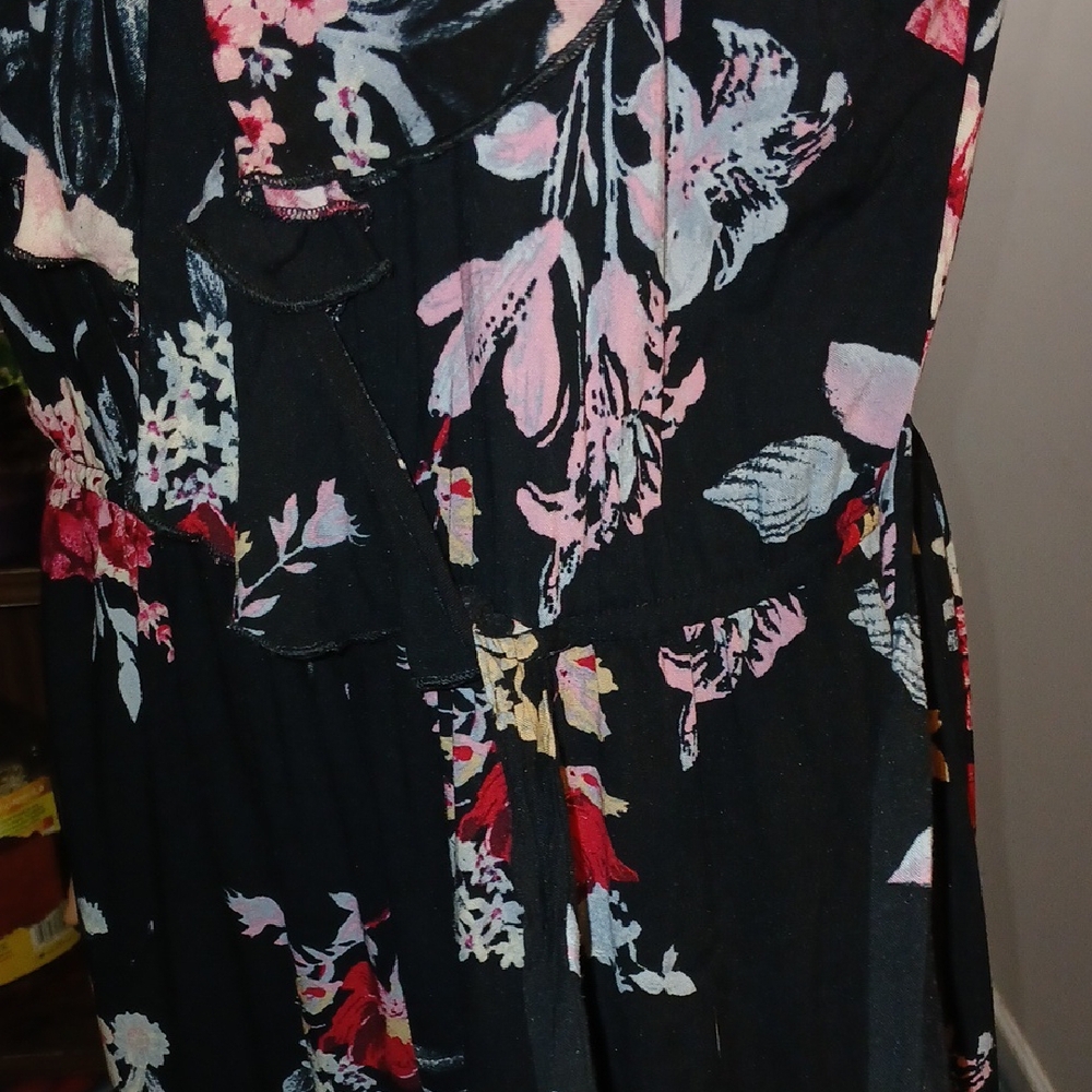 Xhilaration Black and Pink Floral Jumpsuit - Picture 9 of 11